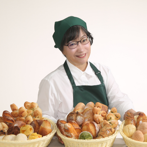 こうやまかずえ　高山数恵